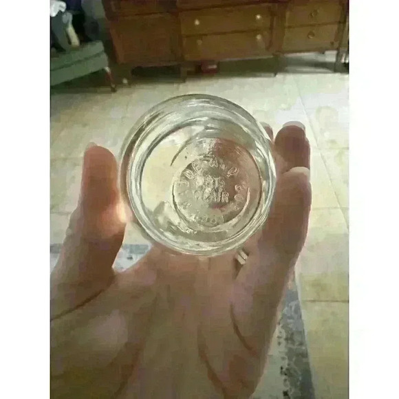 VTG 1981 St. Clair Maude And Bob Clear Apple Glass Paperweight Signed 4x2” - Picture 7 of 9